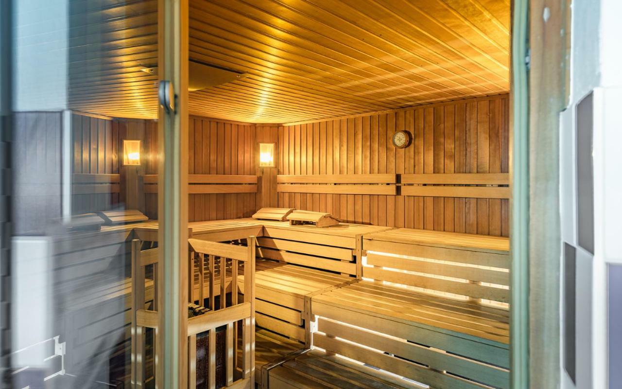 Hotel Post Hoenigwirt Kirchschlag in der Buckligen Welt Dış mekan fotoğraf